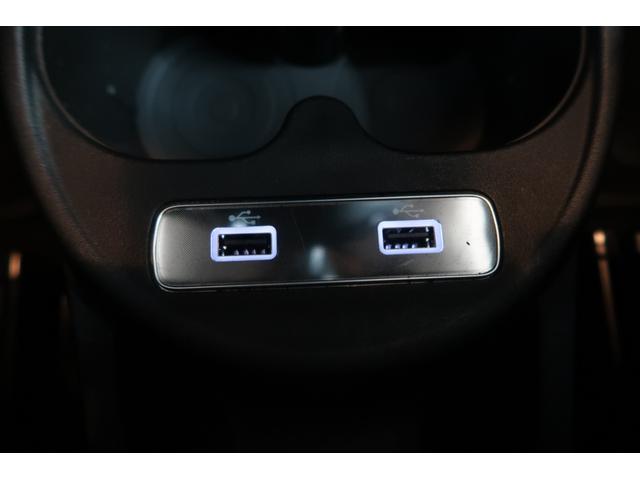 アバルト５９５ コンペティツィオーネ　７０周年記念車　左Ｈ　Ａｐｐｌｅｃａｒｐｌａｙ対応ディスプレイ　前後ドライブレコーダー　バックソナー　レコードモンツァマフラー　フロント＆リアフォグランプ　Ｂｌｕｅｔｏｏｔｈ接続対応＆ＵＳＢ接続ポート（75枚目）