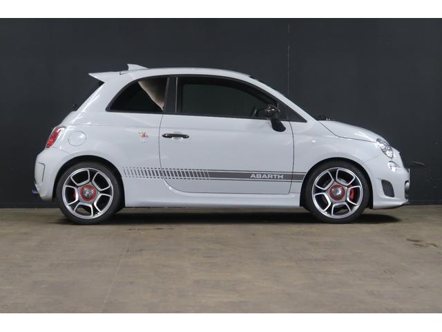 アバルト595 コンペティツィオーネ 当店買取車 純正CDオーディオ バックソナー ETC パドルシフト ブースターメーター 純正17インチアルミホイール フロント&リアフォグランプ Bluetooth接続対応 SPORTSモード 禁煙車(19枚目)