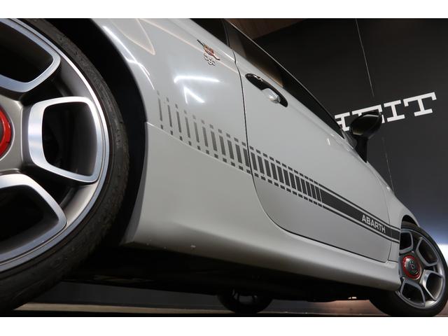 アバルト595 コンペティツィオーネ 当店買取車 純正CDオーディオ バックソナー ETC パドルシフト ブースターメーター 純正17インチアルミホイール フロント&リアフォグランプ Bluetooth接続対応 SPORTSモード 禁煙車(27枚目)