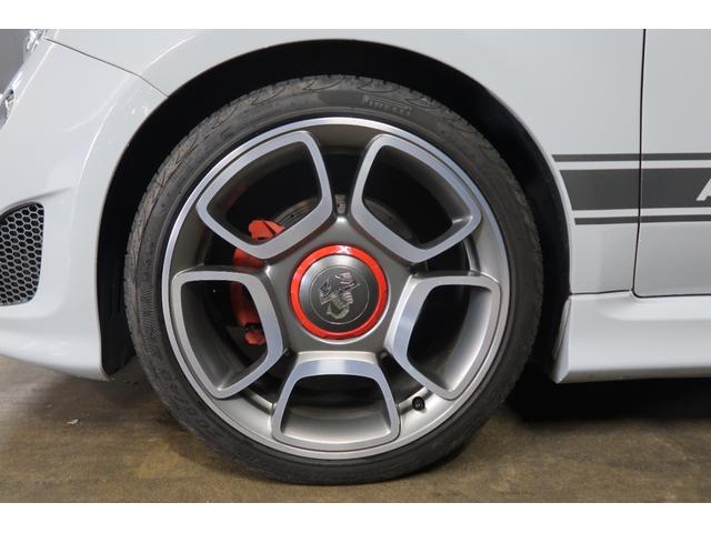 アバルト595 コンペティツィオーネ 当店買取車 純正CDオーディオ バックソナー ETC パドルシフト ブースターメーター 純正17インチアルミホイール フロント&リアフォグランプ Bluetooth接続対応 SPORTSモード 禁煙車(29枚目)