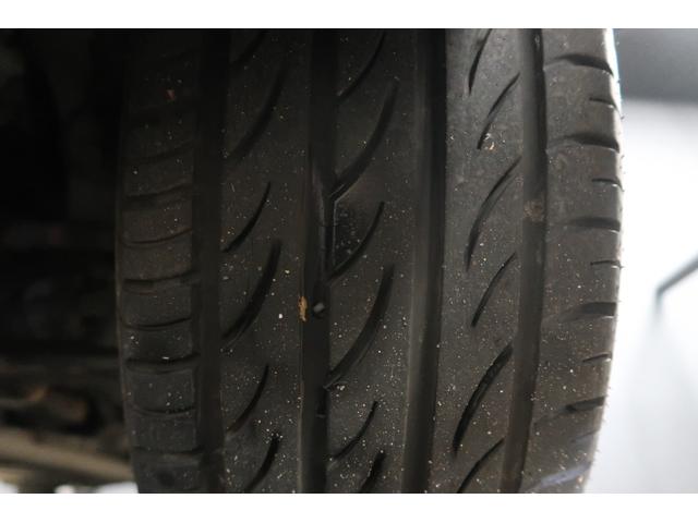 アバルト595 コンペティツィオーネ 当店買取車 純正CDオーディオ バックソナー ETC パドルシフト ブースターメーター 純正17インチアルミホイール フロント&リアフォグランプ Bluetooth接続対応 SPORTSモード 禁煙車(31枚目)