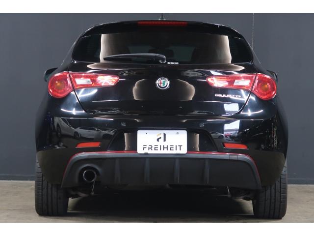 ジュリエッタ スーパーパックスポーツ SDナビ&フルセグ バックソナー ETC アイドリングストップ 純正18インチアルミホイール Bluetooth接続対応 クルーズコントロール フロント&リアフォグランプ パドルシフト シートヒーター(18枚目)