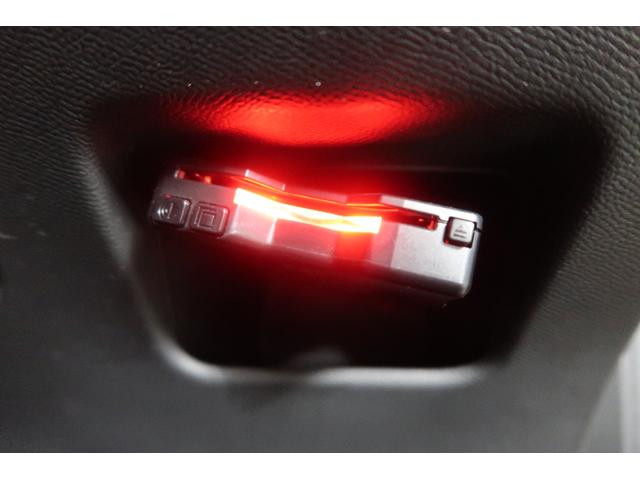 ２０８ アリュール　純正ディスプレイオーディオ　バックカメラ　ＥＴＣ　クリアランスソナー　パドルシフト　クルーズコントロール　ＬＥＤディライト　Ｂｌｕｅｔｏｏｔｈ接続対応　リアフォグランプ　オートライト　取説＆保証書（5枚目）