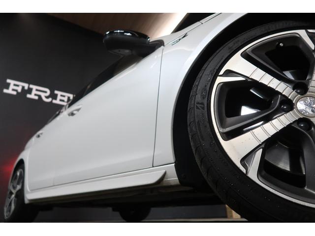 308 GT ブルーHDi 純正ディスプレイオーディオ バックカメラ 前後ドラレコ ETC ブラインドスポットモニター クリアランスソナー Bluetooth接続対応&USB接続ポート フロント&リアフォグ 純正18インチAW(25枚目)