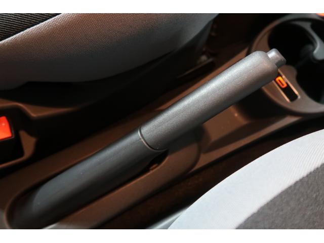 ５００ 　純正ディスプレイオーディオ　Ｂｌｕｅｔｏｏｔｈ接続対応＆ＵＳＢ接続ポート　アイドリングストップ　ＬＥＤヘッドライト　ＣＩＴＹモード　電動ミラー　リアフォグ　ＥＣＯモード　取説＆保証書　１年保証　禁煙車（78枚目）