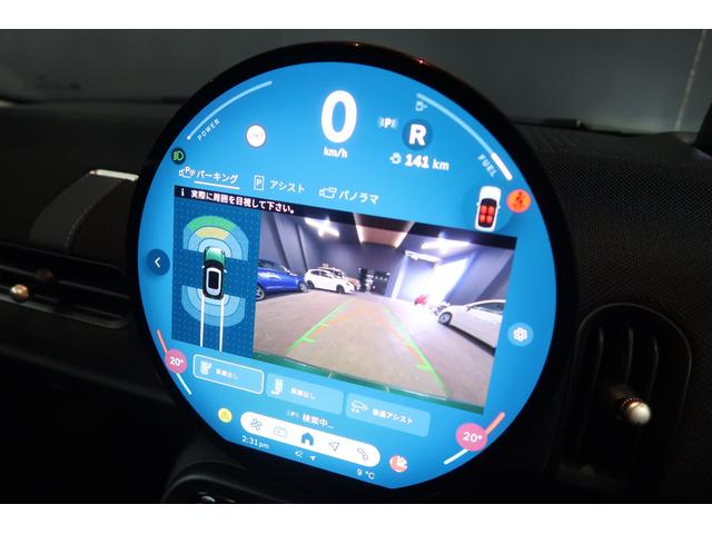 ＭＩＮＩ 　純正ディスプレイオーディオ　バックカメラ　シートヒーター　クルーズコントロール　Ｂｌｕｅｔｏｏｔｈ接続対応　バックソナー　純正１６インチＡＷ　ワイヤレス充電　ハーフレザーシート　ＬＥＤヘッドライト（5枚目）