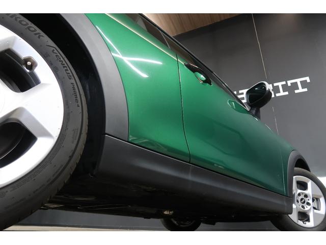 ＭＩＮＩ 　純正ディスプレイオーディオ　バックカメラ　シートヒーター　クルーズコントロール　Ｂｌｕｅｔｏｏｔｈ接続対応　バックソナー　純正１６インチＡＷ　ワイヤレス充電　ハーフレザーシート　ＬＥＤヘッドライト（27枚目）