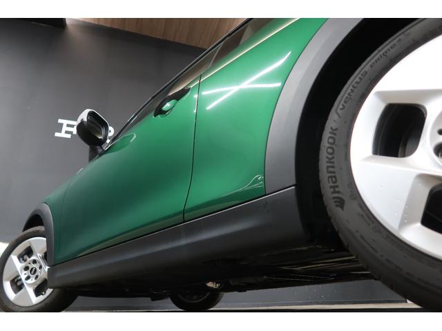 ＭＩＮＩ 　純正ディスプレイオーディオ　バックカメラ　シートヒーター　クルーズコントロール　Ｂｌｕｅｔｏｏｔｈ接続対応　バックソナー　純正１６インチＡＷ　ワイヤレス充電　ハーフレザーシート　ＬＥＤヘッドライト（28枚目）