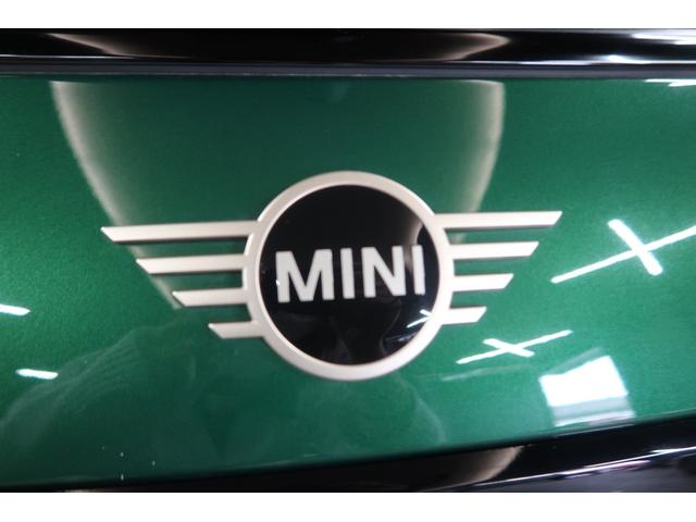 ＭＩＮＩ 　純正ディスプレイオーディオ　バックカメラ　シートヒーター　クルーズコントロール　Ｂｌｕｅｔｏｏｔｈ接続対応　バックソナー　純正１６インチＡＷ　ワイヤレス充電　ハーフレザーシート　ＬＥＤヘッドライト（49枚目）