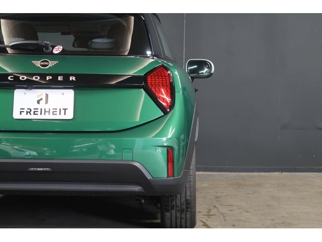 ＭＩＮＩ 　純正ディスプレイオーディオ　バックカメラ　シートヒーター　クルーズコントロール　Ｂｌｕｅｔｏｏｔｈ接続対応　バックソナー　純正１６インチＡＷ　ワイヤレス充電　ハーフレザーシート　ＬＥＤヘッドライト（54枚目）