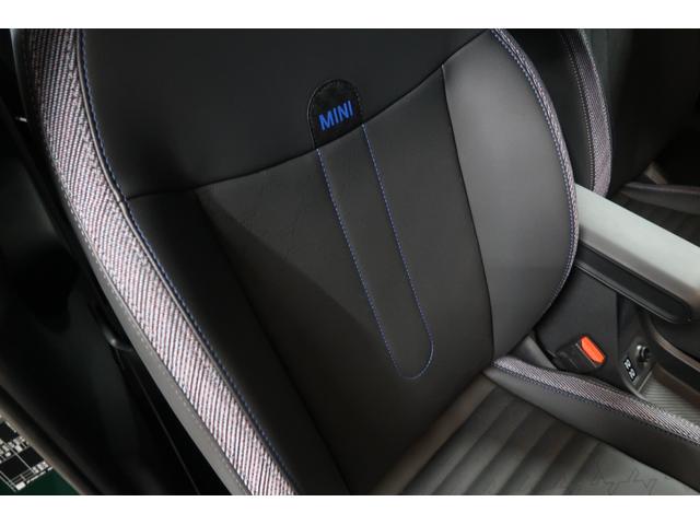 ＭＩＮＩ 　純正ディスプレイオーディオ　バックカメラ　シートヒーター　クルーズコントロール　Ｂｌｕｅｔｏｏｔｈ接続対応　バックソナー　純正１６インチＡＷ　ワイヤレス充電　ハーフレザーシート　ＬＥＤヘッドライト（58枚目）