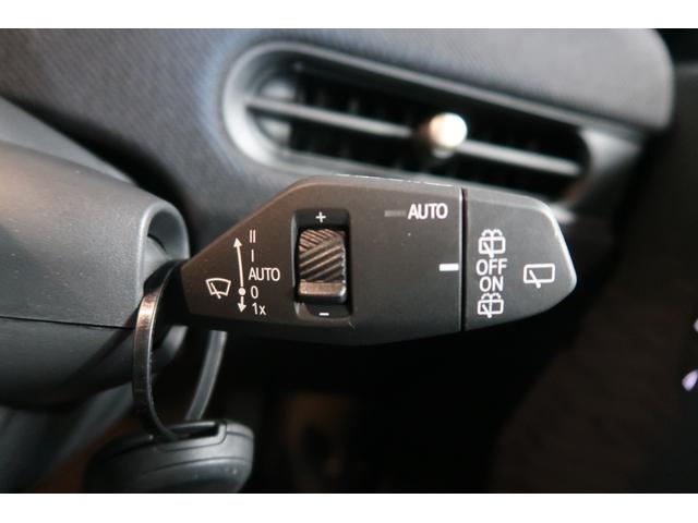 ＭＩＮＩ 　純正ディスプレイオーディオ　バックカメラ　シートヒーター　クルーズコントロール　Ｂｌｕｅｔｏｏｔｈ接続対応　バックソナー　純正１６インチＡＷ　ワイヤレス充電　ハーフレザーシート　ＬＥＤヘッドライト（65枚目）