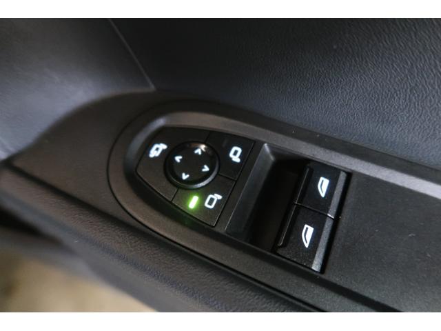 ＭＩＮＩ 　純正ディスプレイオーディオ　バックカメラ　シートヒーター　クルーズコントロール　Ｂｌｕｅｔｏｏｔｈ接続対応　バックソナー　純正１６インチＡＷ　ワイヤレス充電　ハーフレザーシート　ＬＥＤヘッドライト（67枚目）