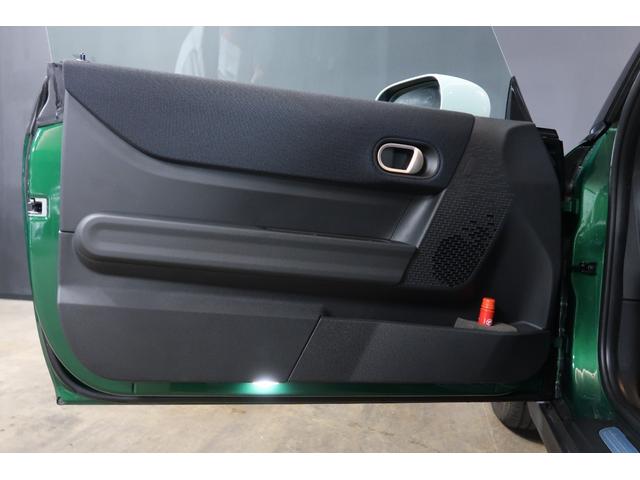 ＭＩＮＩ 　純正ディスプレイオーディオ　バックカメラ　シートヒーター　クルーズコントロール　Ｂｌｕｅｔｏｏｔｈ接続対応　バックソナー　純正１６インチＡＷ　ワイヤレス充電　ハーフレザーシート　ＬＥＤヘッドライト（73枚目）