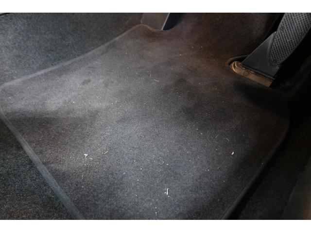 ＭＩＮＩ 　純正ディスプレイオーディオ　バックカメラ　シートヒーター　クルーズコントロール　Ｂｌｕｅｔｏｏｔｈ接続対応　バックソナー　純正１６インチＡＷ　ワイヤレス充電　ハーフレザーシート　ＬＥＤヘッドライト（75枚目）