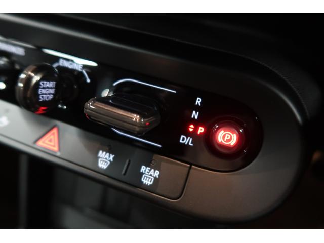 ＭＩＮＩ 　純正ディスプレイオーディオ　バックカメラ　シートヒーター　クルーズコントロール　Ｂｌｕｅｔｏｏｔｈ接続対応　バックソナー　純正１６インチＡＷ　ワイヤレス充電　ハーフレザーシート　ＬＥＤヘッドライト（79枚目）