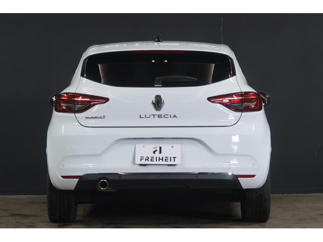 ルーテシア インテンス　純正ディスプレイ　バックカメラ　ＥＴＣ　クルーズコントロール　アイドリングストップ　ステアリングヒーター　　Ｂｌｕｅｔｏｏｔｈ接続対応＆ＵＳＢ接続ポート　クリアランスソナー　ブラインドスポットモニター（18枚目）