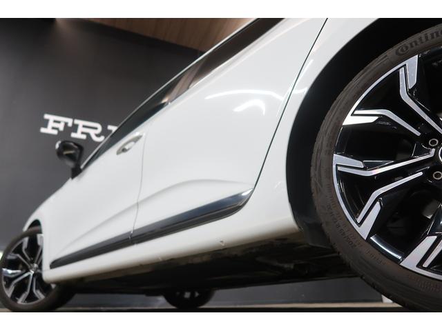 ルーテシア インテンス　純正ディスプレイ　バックカメラ　ＥＴＣ　クルーズコントロール　アイドリングストップ　ステアリングヒーター　　Ｂｌｕｅｔｏｏｔｈ接続対応＆ＵＳＢ接続ポート　クリアランスソナー　ブラインドスポットモニター（28枚目）