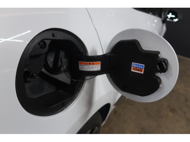 ルーテシア インテンス　純正ディスプレイ　バックカメラ　ＥＴＣ　クルーズコントロール　アイドリングストップ　ステアリングヒーター　　Ｂｌｕｅｔｏｏｔｈ接続対応＆ＵＳＢ接続ポート　クリアランスソナー　ブラインドスポットモニター（56枚目）