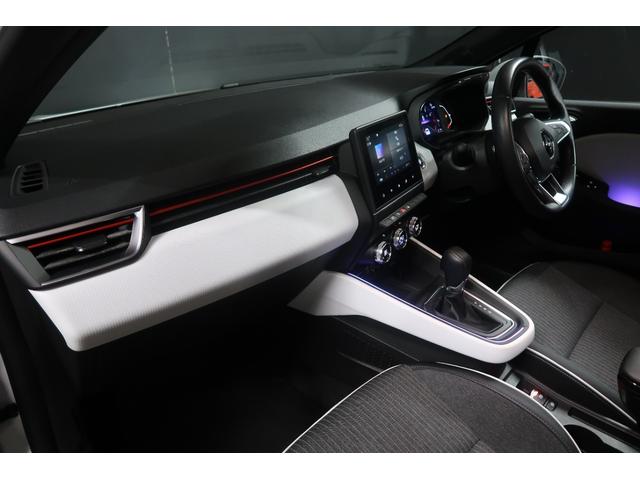 ルーテシア インテンス　純正ディスプレイ　バックカメラ　ＥＴＣ　クルーズコントロール　アイドリングストップ　ステアリングヒーター　　Ｂｌｕｅｔｏｏｔｈ接続対応＆ＵＳＢ接続ポート　クリアランスソナー　ブラインドスポットモニター（61枚目）