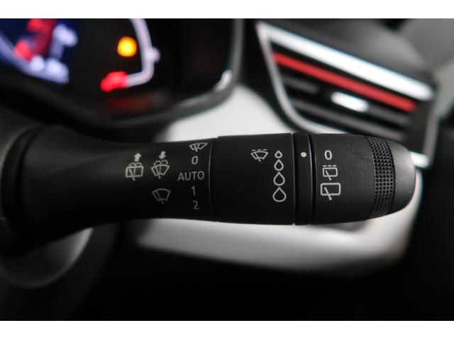 ルーテシア インテンス　純正ディスプレイ　バックカメラ　ＥＴＣ　クルーズコントロール　アイドリングストップ　ステアリングヒーター　　Ｂｌｕｅｔｏｏｔｈ接続対応＆ＵＳＢ接続ポート　クリアランスソナー　ブラインドスポットモニター（68枚目）