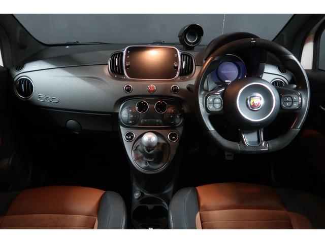 アバルト595 コンペティツィオーネ ワンオーナー 5速MT車 Applecarplay対応ディスプレイオーディオ バックソナー ETC フロント&リアフォグランプ Bluetooth接続対応&USB接続ポート 取説&保証書 一年保証付き(3枚目)
