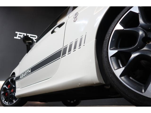 アバルト595 コンペティツィオーネ ワンオーナー 5速MT車 Applecarplay対応ディスプレイオーディオ バックソナー ETC フロント&リアフォグランプ Bluetooth接続対応&USB接続ポート 取説&保証書 一年保証付き(28枚目)