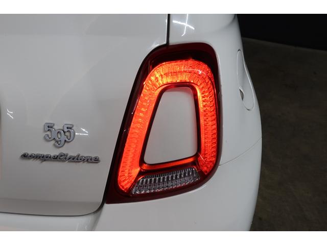 アバルト595 コンペティツィオーネ ワンオーナー 5速MT車 Applecarplay対応ディスプレイオーディオ バックソナー ETC フロント&リアフォグランプ Bluetooth接続対応&USB接続ポート 取説&保証書 一年保証付き(43枚目)