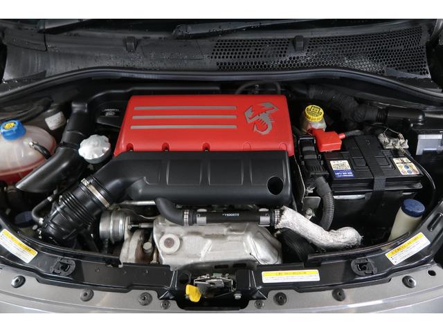 アバルト５９５ コンペティツィオーネ　ＳＤナビ＆フルセグ　バックカメラ　Ｂｌｕｅｔｏｏｔｈ接続対応＆ＵＳＢ接続ポート　パドルシフト　　ＨＩＤヘッドライト　フロント＆リアフォグ　ブースターメーター　純正１７インチアルミホイール　取説＆保証書（32枚目）