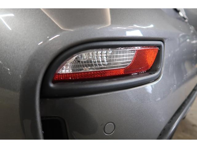 アバルト５９５ コンペティツィオーネ　ＳＤナビ＆フルセグ　バックカメラ　Ｂｌｕｅｔｏｏｔｈ接続対応＆ＵＳＢ接続ポート　パドルシフト　　ＨＩＤヘッドライト　フロント＆リアフォグ　ブースターメーター　純正１７インチアルミホイール　取説＆保証書（46枚目）