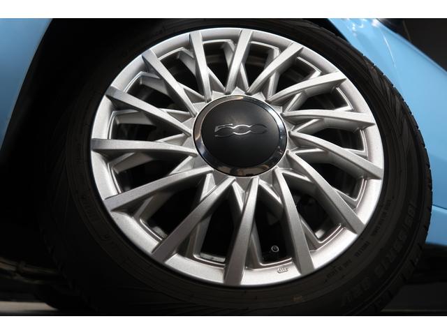 ５００ ツインエア　ラウンジ　ガラスルーフ　純正ディスプレイ　前後ドライブレコーダー　ＥＴＣ　フロント＆リアフォグランプ　Ｂｌｕｅｔｏｏｔｈ接続対応＆ＵＳＢ接続ポート　バックソナ　純正１５インチアルミホイール　取説＆保証書　禁煙車（11枚目）