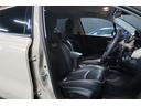 ●『ブラックハーフレザーシート』人気の黒半革シートがアクセントとなったお洒落でモダンな車内です♪色々なシーンで活躍してくれます!