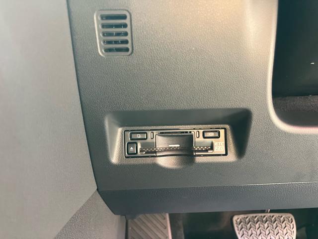 アルファード Ｚ　令和７年９月登録済み未使用車　モデリスタエアロ　ユニバーサルステップ　左右独立ムーンルーフ　１３．２型有機ＥＬ後席ディスプレイ　デジタルインナーミラー　ドラレコ付き　パノラマビューモニター（15枚目）