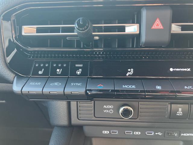 ランドクルーザー２５０ ＶＸ　モデリスタプロテクターキット　モデリスタオーバーフェンダー　モデリスタシグネチャーイルミブレード　ＥＴＣ　バックカメラ　全周囲カメラ　フルセグ　電動リアゲート（21枚目）