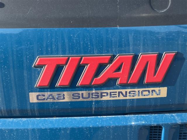 タイタントラック ダンプ　２．０ｔ　５速ＭＴ　後輪ダブル　エアコン　パワーウィンドウ　ＣＤ（10枚目）
