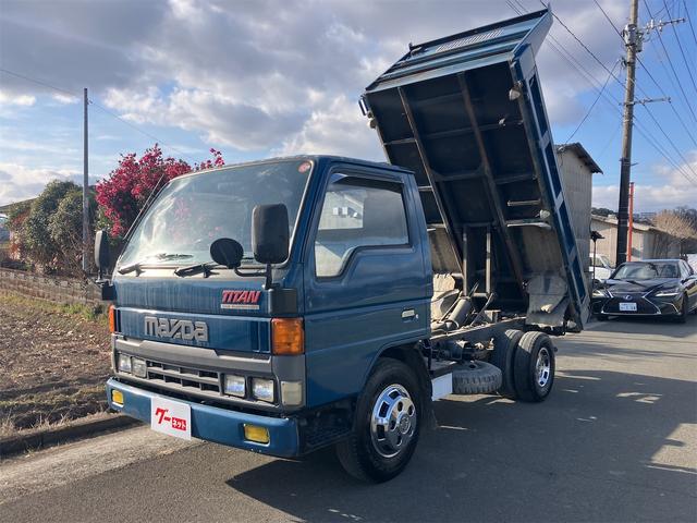 タイタントラック ダンプ　２．０ｔ　５速ＭＴ　後輪ダブル　エアコン　パワーウィンドウ　ＣＤ（29枚目）