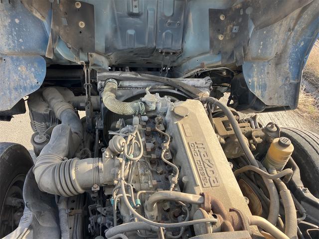 タイタントラック ダンプ　２．０ｔ　５速ＭＴ　後輪ダブル　エアコン　パワーウィンドウ　ＣＤ（35枚目）