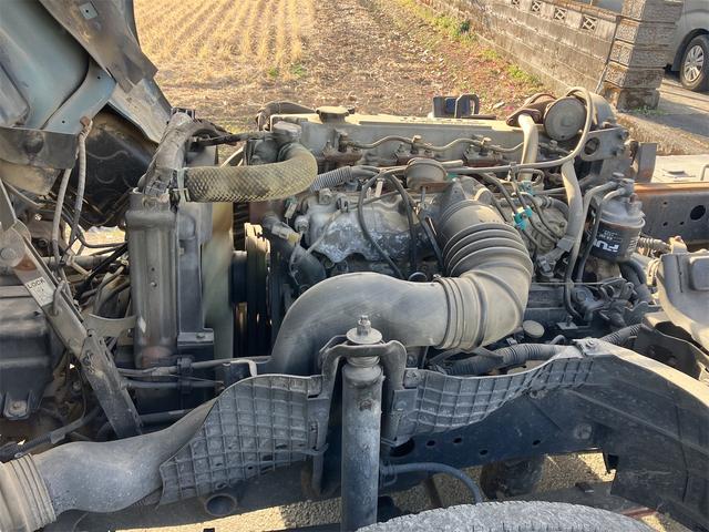 タイタントラック ダンプ　２．０ｔ　５速ＭＴ　後輪ダブル　エアコン　パワーウィンドウ　ＣＤ（37枚目）