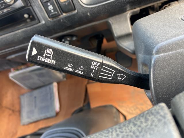 タイタントラック ダンプ　２．０ｔ　５速ＭＴ　後輪ダブル　エアコン　パワーウィンドウ　ＣＤ（50枚目）