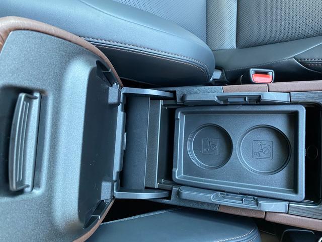 Z レザーパッケージ 自社デモカー4WDモデリスタエアロ調光ルーフITSコネクトパノラミックビュー寒冷地1500WコンセントJBLナビトヨタセーフティセンスBSMデジタルインナーミラー黒革エアパワーシート(29枚目)