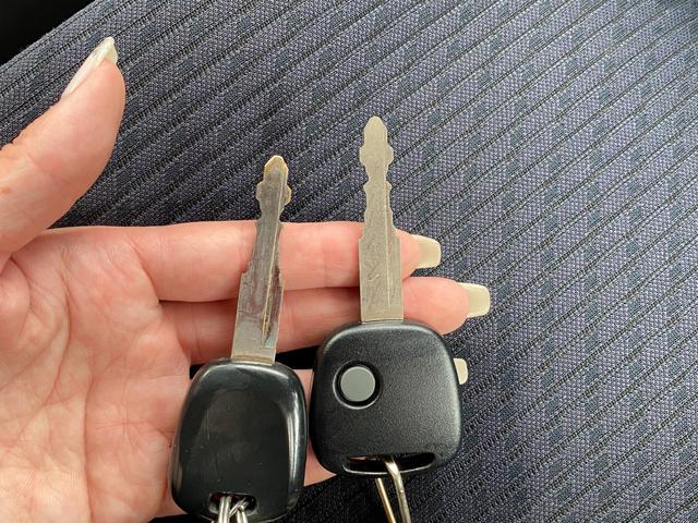 FX ワゴンR 660FX ミッション ユーザ買取車 純正オーディオ(27枚目)