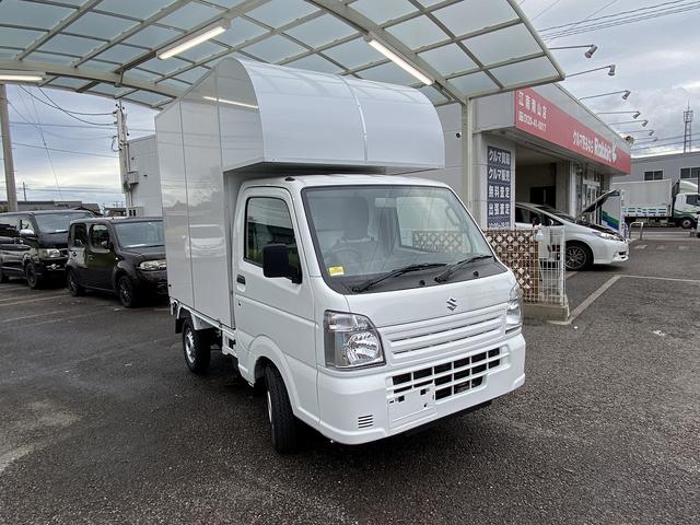 キャリイトラック 　キッチンカー移動販売車４ＷＤ現行６型４速オートマオートライトエアコンパワステパワーウインドウキーレス左側販売口販売仕切り窓キャビン上収納戸袋新品台下冷蔵庫換気扇２００Ｌ給排水タンク８ナンバー対応可能（9枚目）