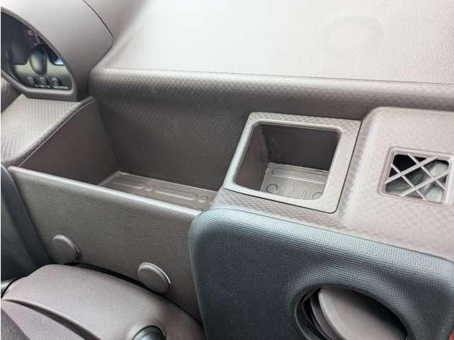 ポルテ Ｆ　ワンセグ　バックカメラ　パワースライドドア　スマートキー　ＣＤ　エアコン　パワステ　パワーウィンドウ　ＡＢＳ　運転席・助手席エアバッグ（17枚目）