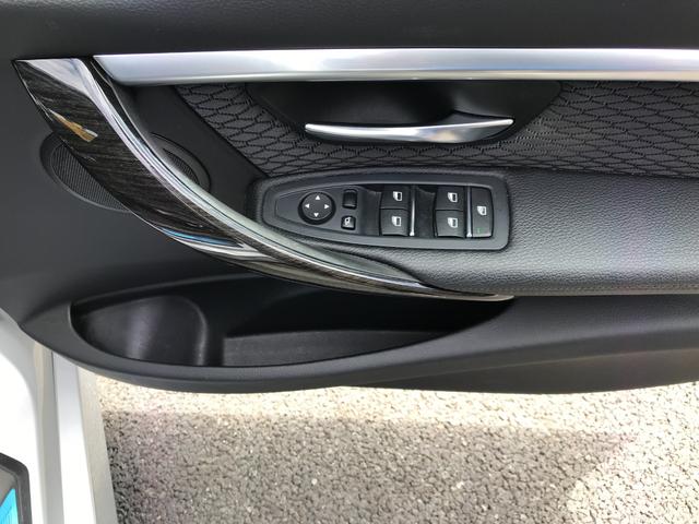 ３シリーズ ３２０ｉ　Ｍスポーツ　ＥＴＣ　バックカメラ　ナビ　ＴＶ　クリアランスソナー　オートクルーズコントロール　アルミホイール　オートライト　パワーシート　ターボ　スマートキー　電動格納ミラー　シートヒーター　ＡＴ　ＥＳＣ　ＣＤ（30枚目）