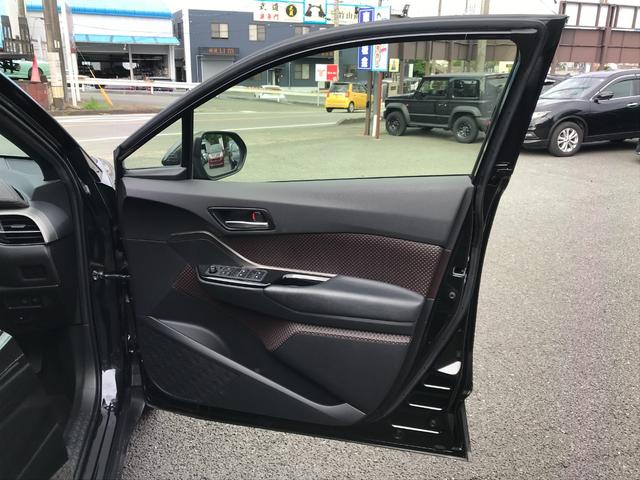 Ｃ－ＨＲ Ｇ　クリアランスソナー　オートクルーズコントロール　レーンアシスト　衝突被害軽減システム　ナビ　ＴＶ　オートライト　アルミホイール　スマートキー　アイドリングストップ　電動格納ミラー　シートヒーター（52枚目）