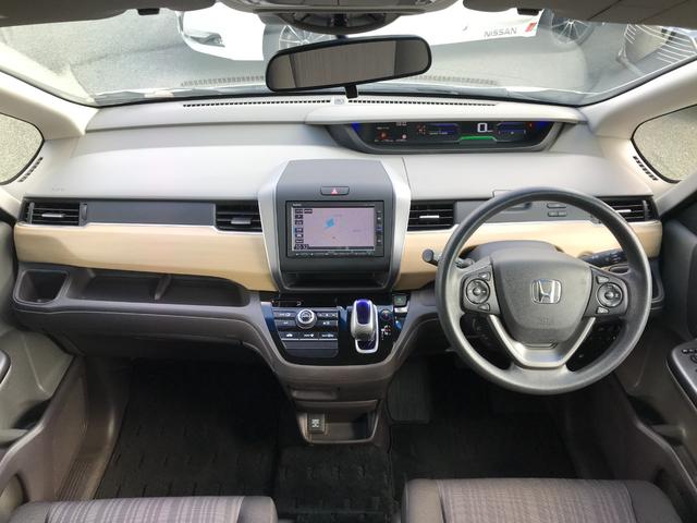 フリードハイブリッド ハイブリッド・Ｇホンダセンシング　ハイブリッド　ＥＴＣ　バックカメラ　ナビ　両側電動スライドドア　オートクルーズコントロール　レーンアシスト　衝突被害軽減システム　オートライト　ＬＥＤヘッドランプ　スマートキー　ＡＴ　盗難防止システム（2枚目）