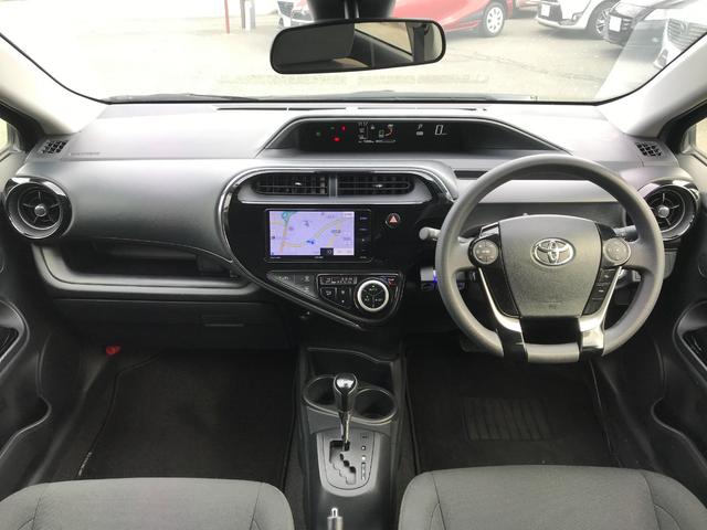 アクア Ｓスタイルブラック　ＴＲＤエアロ・社外１７インチアルミホイール・クリアランスソナー・シートヒーター・ナビ・フルセグＴＶ・バックカメラ・ＥＴＣ・トヨタセーフティセンス・ＬＥＤヘッドライト（2枚目）