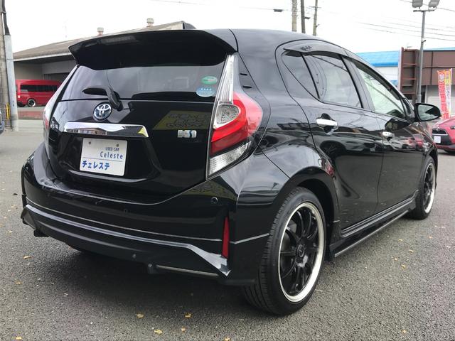 アクア Ｓスタイルブラック　ＴＲＤエアロ・社外１７インチアルミホイール・クリアランスソナー・シートヒーター・ナビ・フルセグＴＶ・バックカメラ・ＥＴＣ・トヨタセーフティセンス・ＬＥＤヘッドライト（15枚目）