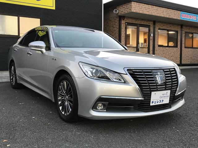 クラウンハイブリッド ロイヤルサルーンＧ　ドライブレコーダー　ＥＴＣ　クリアランスソナー　オートクルーズコントロール　バックカメラ　ナビ　ＴＶ　アルミホイール　オートライト　ＨＩＤ　ＣＶＴ　スマートキー　電動格納ミラー　盗難防止システム（14枚目）