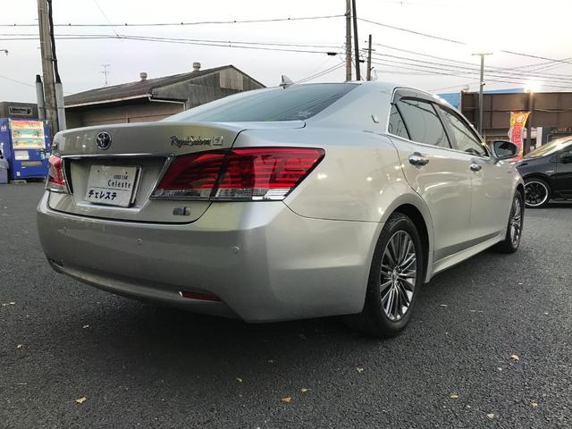 クラウンハイブリッド ロイヤルサルーンＧ　ドライブレコーダー　ＥＴＣ　クリアランスソナー　オートクルーズコントロール　バックカメラ　ナビ　ＴＶ　アルミホイール　オートライト　ＨＩＤ　ＣＶＴ　スマートキー　電動格納ミラー　盗難防止システム（16枚目）